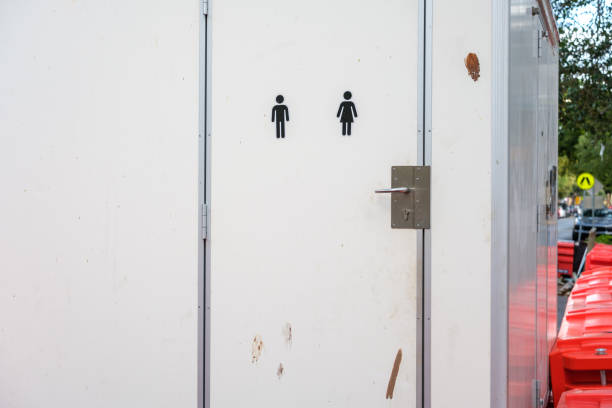 Best Portable restroom trailer rental  in Salina, OK