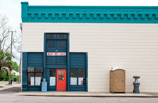 Best Portable restroom solutions  in Salina, OK